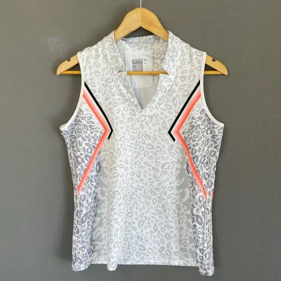 Lucky in Love Sleeveless Tab Collar V-neck Golf Tennis Pickleball Top Size Lrg - Picture 5 of 5